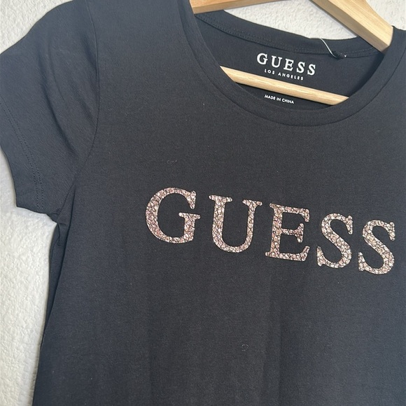 Guess Black Short Sleeve Top Size XSmall Womens NWT - Picture 3 of 9